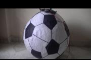 איך ליצור כדורגל מעיסת נייר
